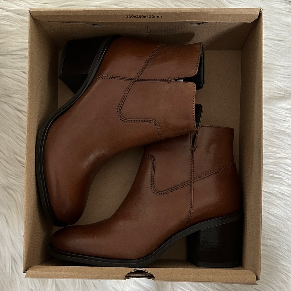 Clarks Tan Leather Ankle Boots